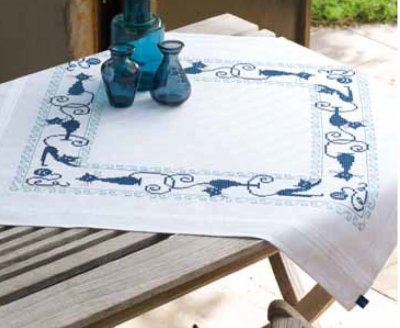 click here to view larger image of Cheerful Cats Tablecloth (chart)