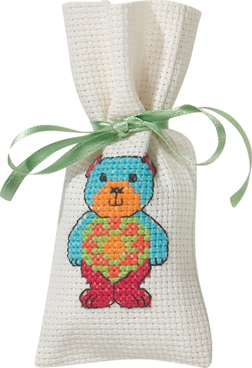 click here to view larger image of Teddy With Flowers (counted cross stitch kit)
