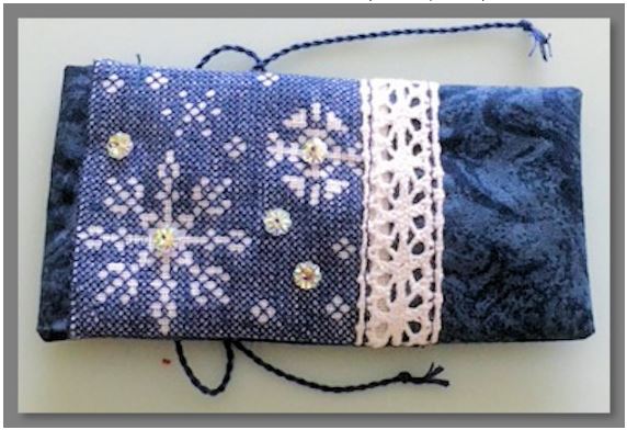 click here to view larger image of Carol's Snowflake Needle Case (counted cross stitch kit)