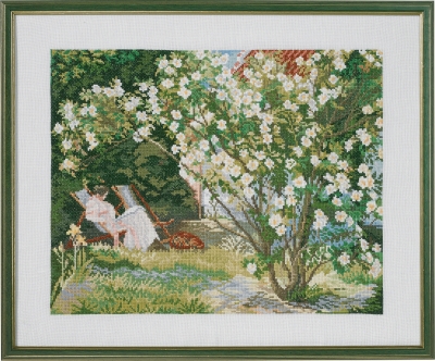 click here to view larger image of Rose Bush (counted cross stitch kit)