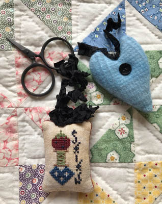 click here to view larger image of Stitch Scissor Fob ()