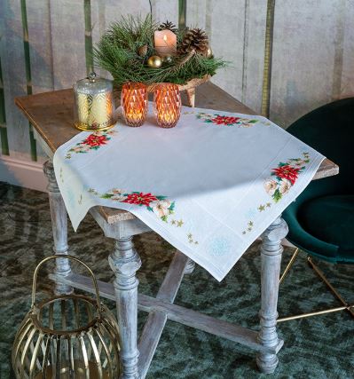 click here to view larger image of Christmas Flowers Table Cloth (printed linen)