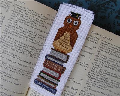 click here to view larger image of Graduation  Owl Sitting on Books (chart)