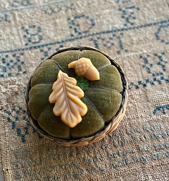 click here to view larger image of Little Oak and Acorn Waxer (accessory)