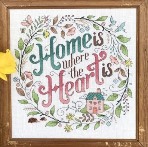 Home Is Where The Heart Is Kit - 32ct Linen