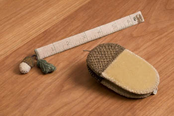 click here to view larger image of Acorn Scissor Case & Ruler (chart)