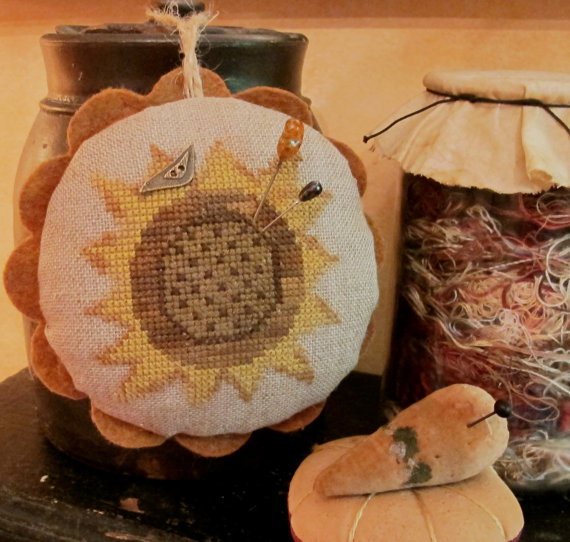 click here to view larger image of Sunflower Love Pin Cushion ()