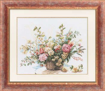 click here to view larger image of Bouquet of Roses - 30ct (counted cross stitch kit)