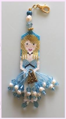 click here to view larger image of Alices Purse Fob (bead kit)