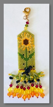 click here to view larger image of Sunflowers and Crows Fob (bead kit)