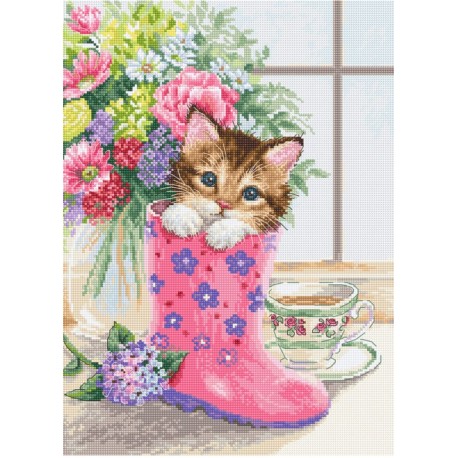 click here to view larger image of Pretty Kitten (counted cross stitch kit)