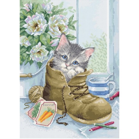 click here to view larger image of Cute Kitten (counted cross stitch kit)