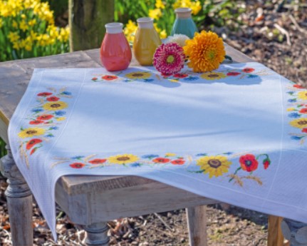 click here to view larger image of Wildflowers Tablecloth (printed linen)