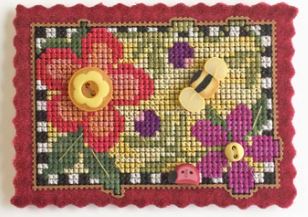 click here to view larger image of Buttons in Bloom/Yellow (includes free chart) (button pack)