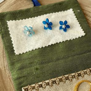 click here to view larger image of Blue Lily Set of N 3 Pins (pin)