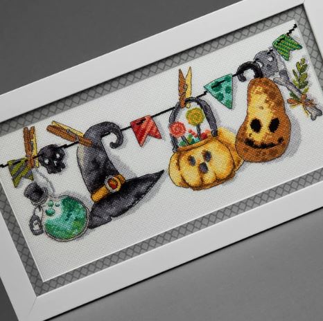 click here to view larger image of Halloween  M-447C (counted cross stitch kit)
