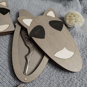 click here to view larger image of Scissors Case - Raccoon (accessory)