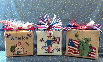 click here to view larger image of Little Bits - July Patriotic (counted cross stitch kit)