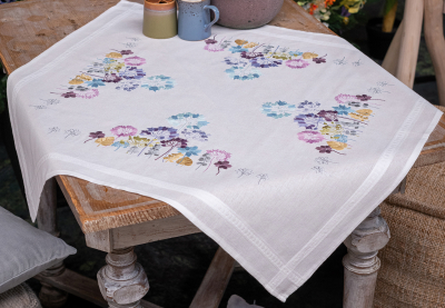 click here to view larger image of Allium in Blue and Purple Tablecloth (embroidery kit)