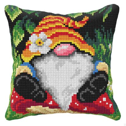 click here to view larger image of Gnome - SA99080 (needlepoint kit)