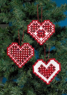 click here to view larger image of Heart Hardanger Ornaments Red (3 designs) (Hardanger and Cut Work)