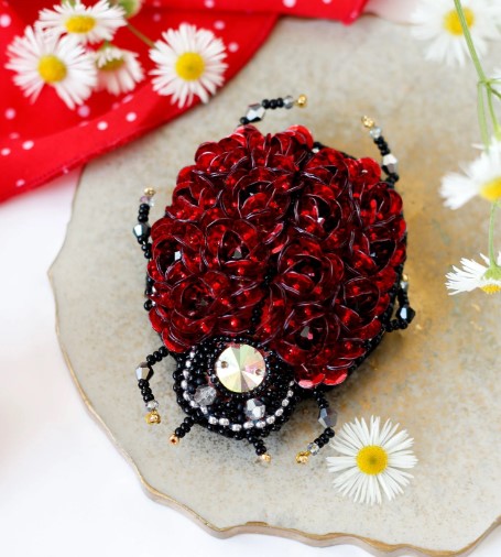 click here to view larger image of Decoration Ladybug  (bead kit)