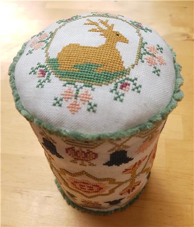 click here to view larger image of Maria Fristons Pin Cushion Drum (chart)